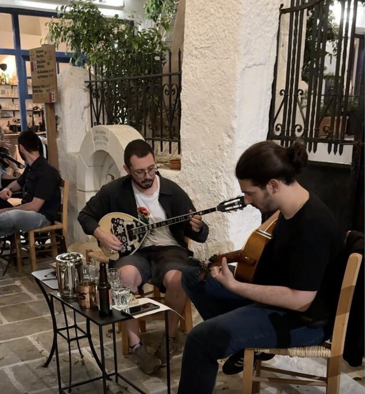 Musique live le soir sur la terrasse